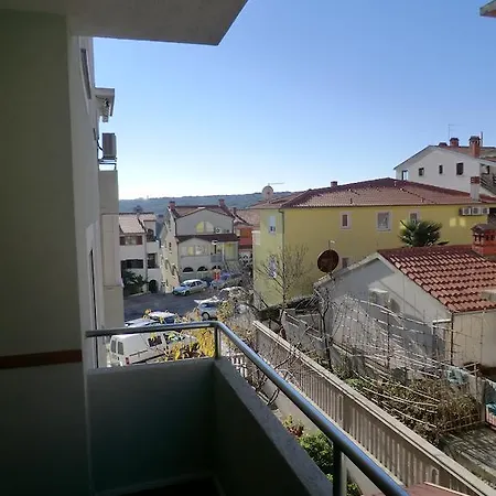 Apartment Popovic Pula Exterior photo