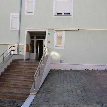 Apartment Popovic Pula Exterior photo